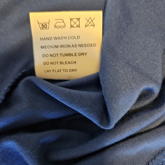 SOLD - Sarin Mathews Top - Picture 5 of 7